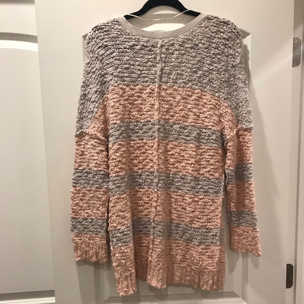 Free People Size Small Knit Sweater Gray Pink